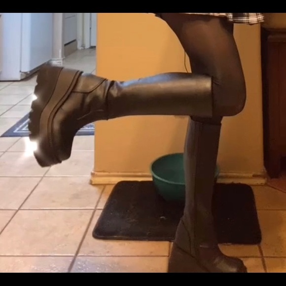 Demonia Shaker-100 Platform Knee High Boots - Picture 1 of 4